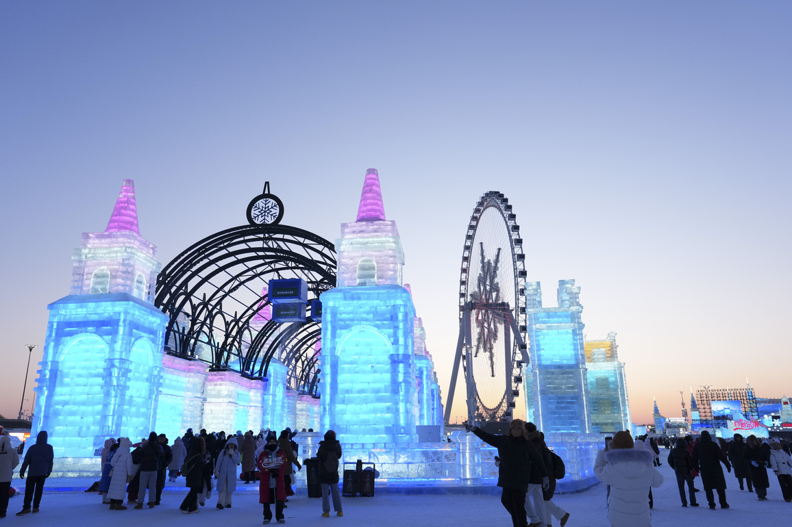 CHINA-HEILONGJIANG-HARBIN-ICE & SNOW FESTIVAL-OPENING (CN)