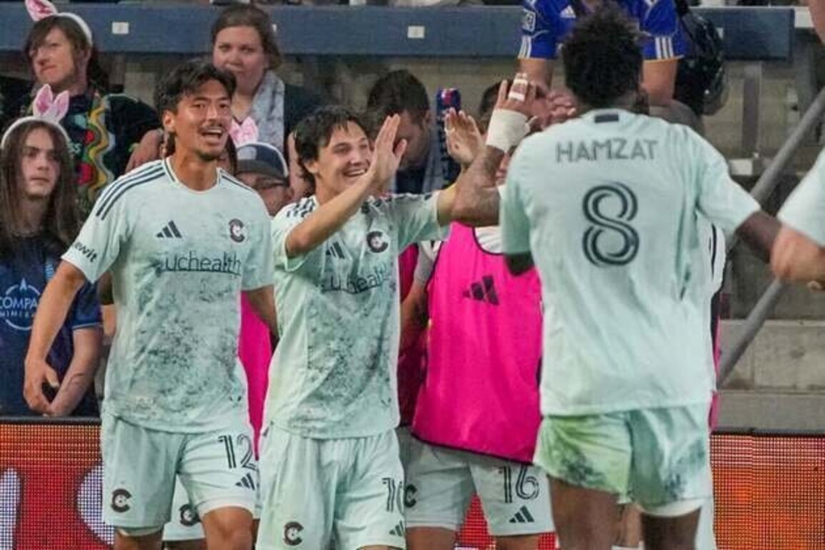 Paxten Aaronson's brace leads Colorado to rout of Sporting KC