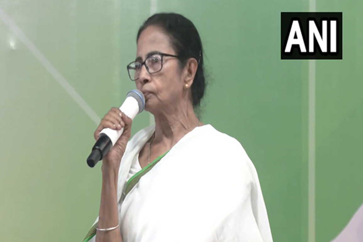 Murshidabad riots: CM Mamata Banerjee distributes Rs 1.2 lakhs each to 280 affected families