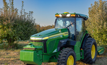 Autonomous and electric expansion for John Deere