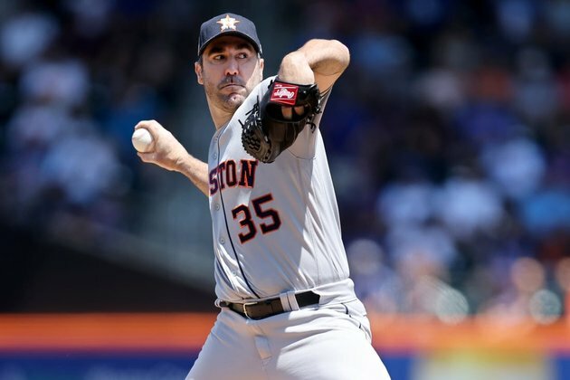 Jason Castro homers in 9th to push Astros past Mets