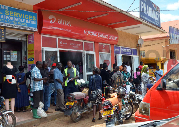 Late SIM registration overwhelms officials - New Vision Official