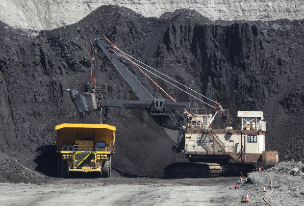 US approves expansion of Montana coal mine