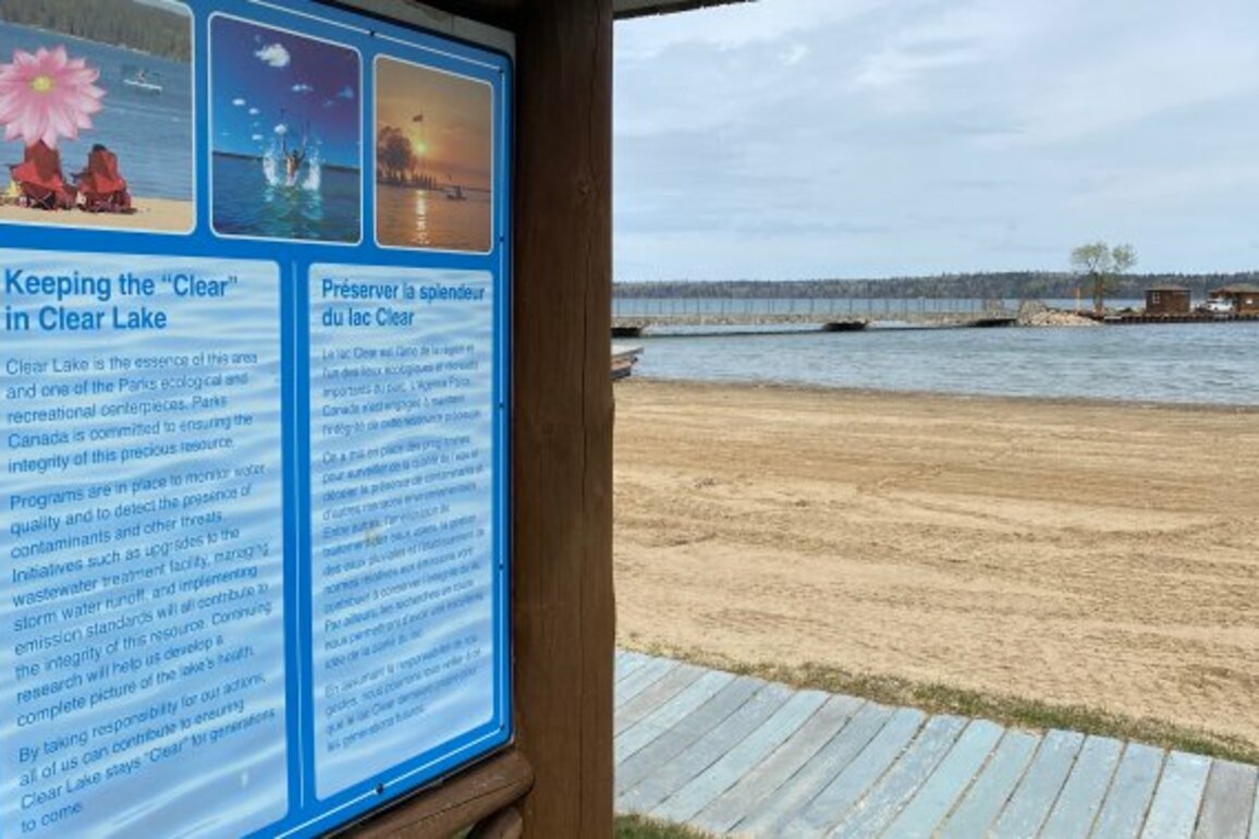 Parks Canada to study Clear Lake after boat ban shocks users