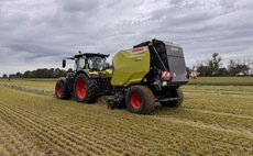  A step up in high-density variable chamber balers from Claas  