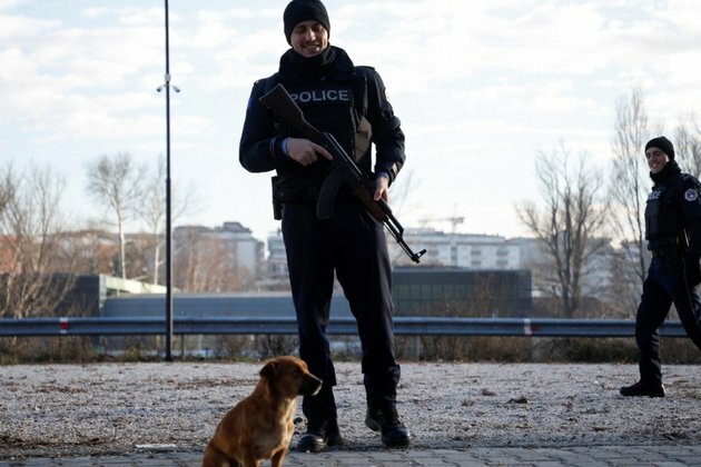 US, EU, NATO Urge Restraint as Serbia-Kosovo Border Crossings Close