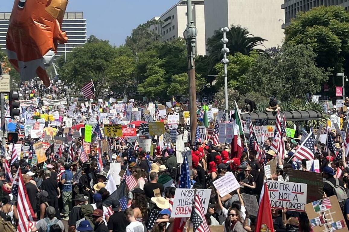 'No Kings' demonstrations across L.A. against ICE sweeps, Trump presidency