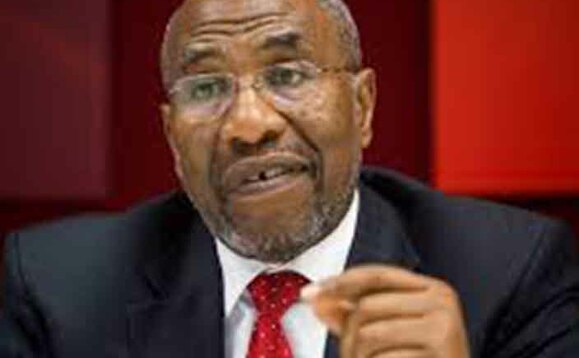 Dr Ruhakana Rugunda ng'annyonnyola ku nsonga z'obukiiko bw'enkayana z'ettaka Dr Ruhakana Rugunda ng'annyonnyola ku nsonga z'obukiiko bw'enkayana z'ettaka