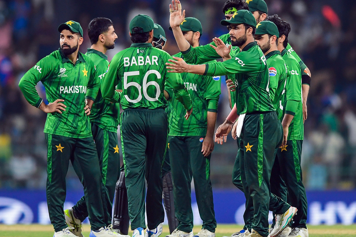 "We didn't really give ourselves a chance": Pakistan head coach Mike Hesson after India clinch high-stakes clash