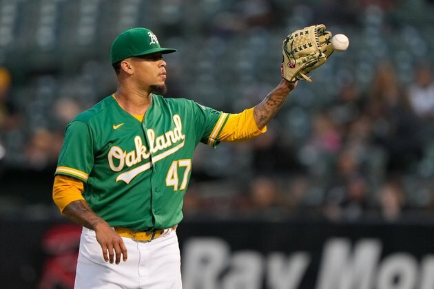 A's aiming for big series win vs. Royals