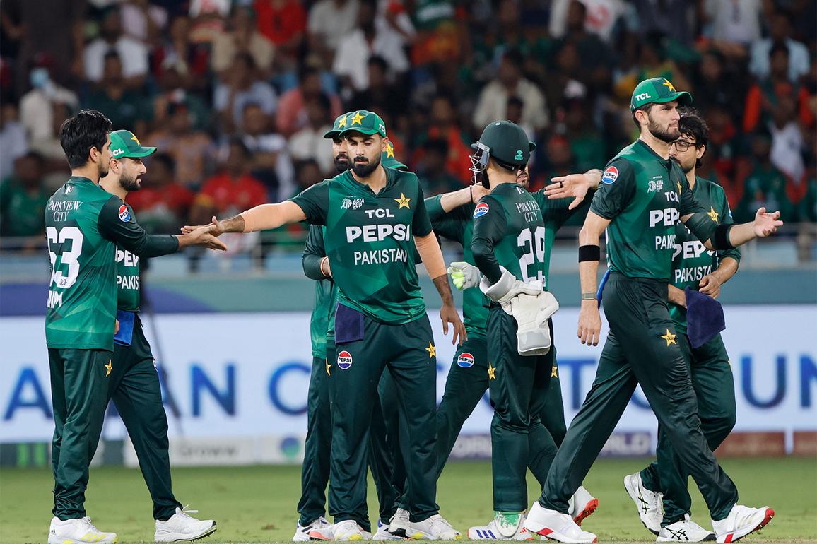 Shaheen, Rauf help Pakistan set up first-ever Asia Cup final clash with India, beat Bangladesh by 11 runs
