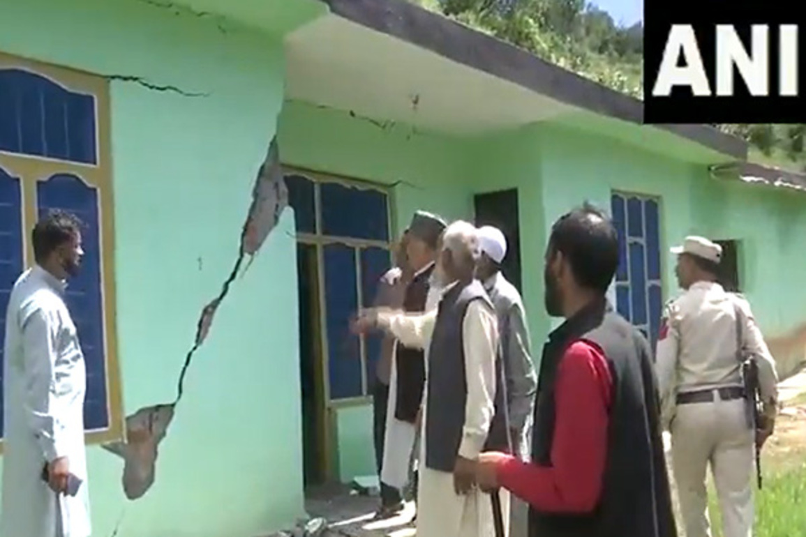 J-K: rain fury causes widespread damage in Rajouri