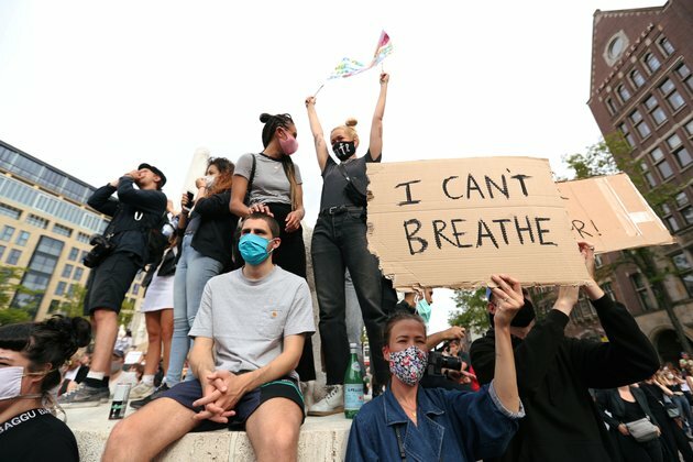 US Race Solidarity Protests Erupt in Cities Worldwide