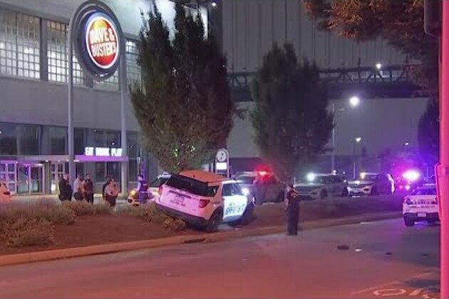 Philadelphia School District safety officer shot multiple times in suspected road rage attack