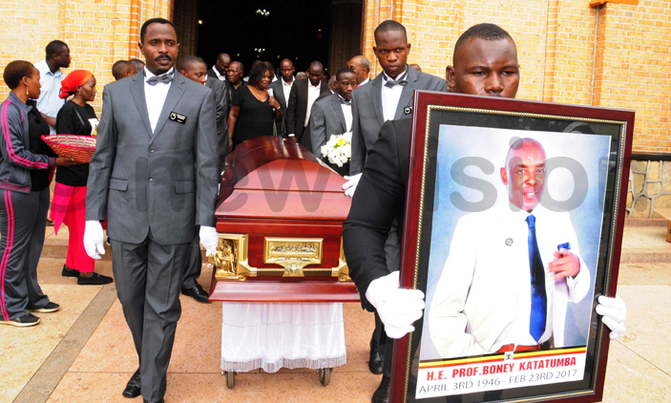 Museveni pays tribute to Katatumba Museveni pays tribute to Katatumba