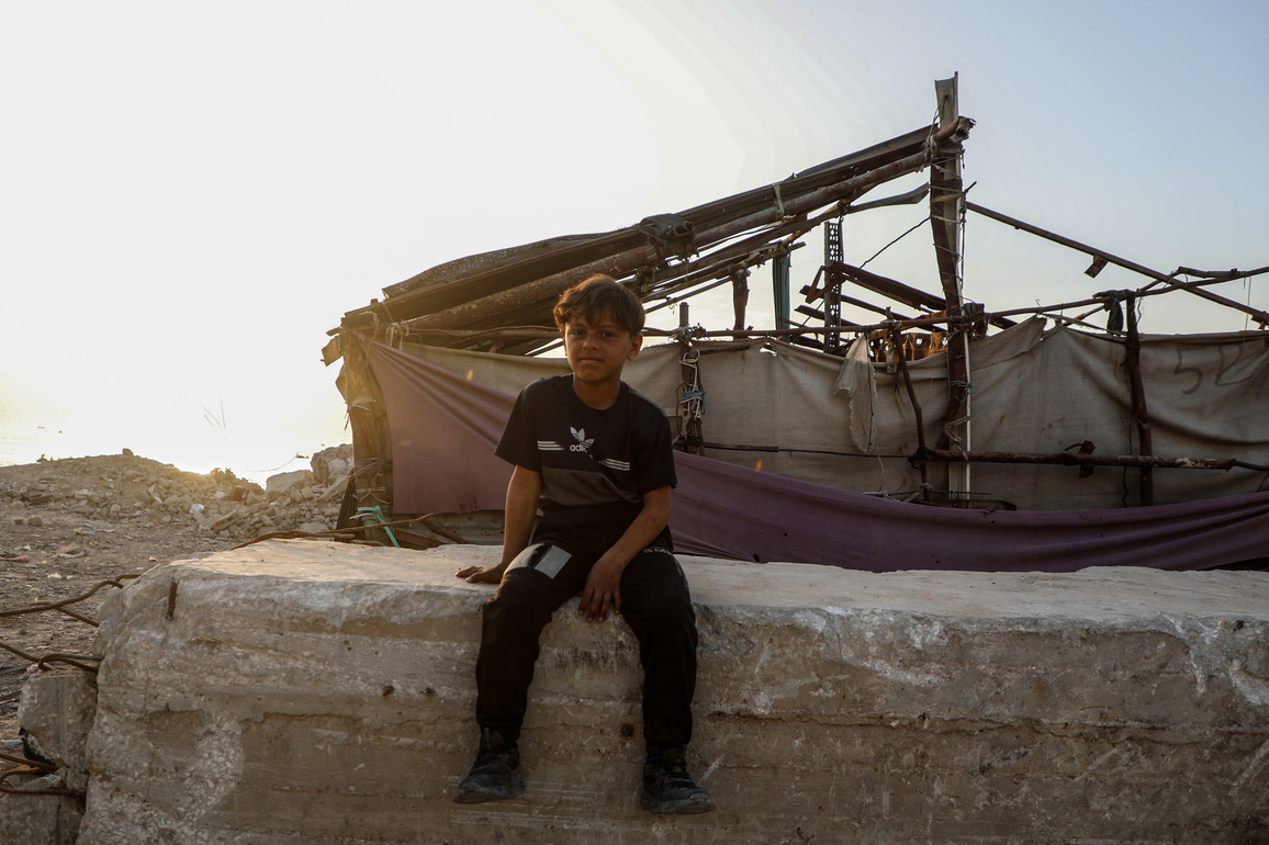 MIDEAST-GAZA-AL-SHATI REFUGEE CAMP-DISPLACED CHILDREN
