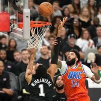 Spurs thump Thunder by 20, extend win streak to 7