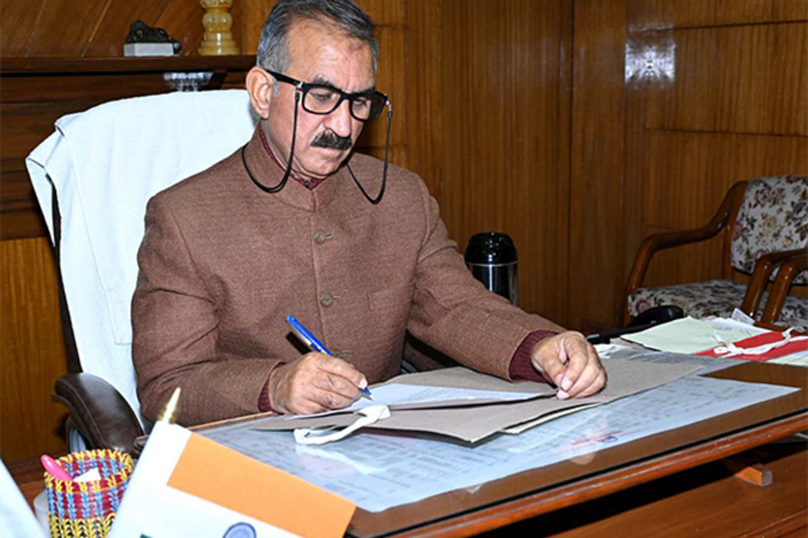 Himachal: CM Sukhvinder Singh Sukhu condoles loss of three lives in car accident