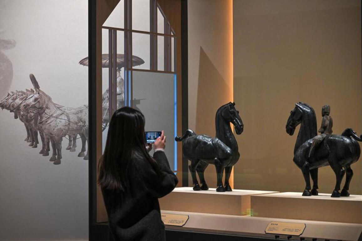 China's cultural sector revenue grows 7.4 pct in 2025, showing strong resilience