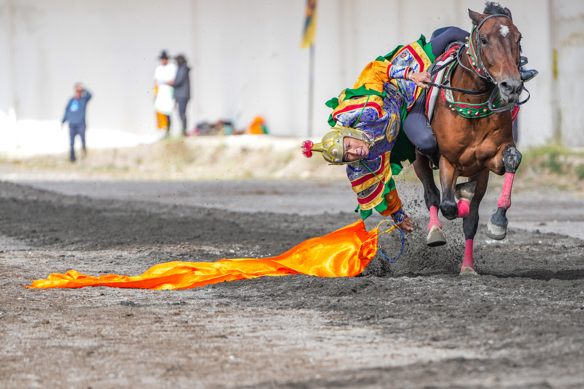 (InXizang)CHINA-XIZANG-NAGQU-HORSE RACING FESTIVAL (CN)