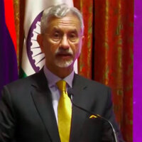 India plans Defence Attache in Mauritius; oil deal nearing
