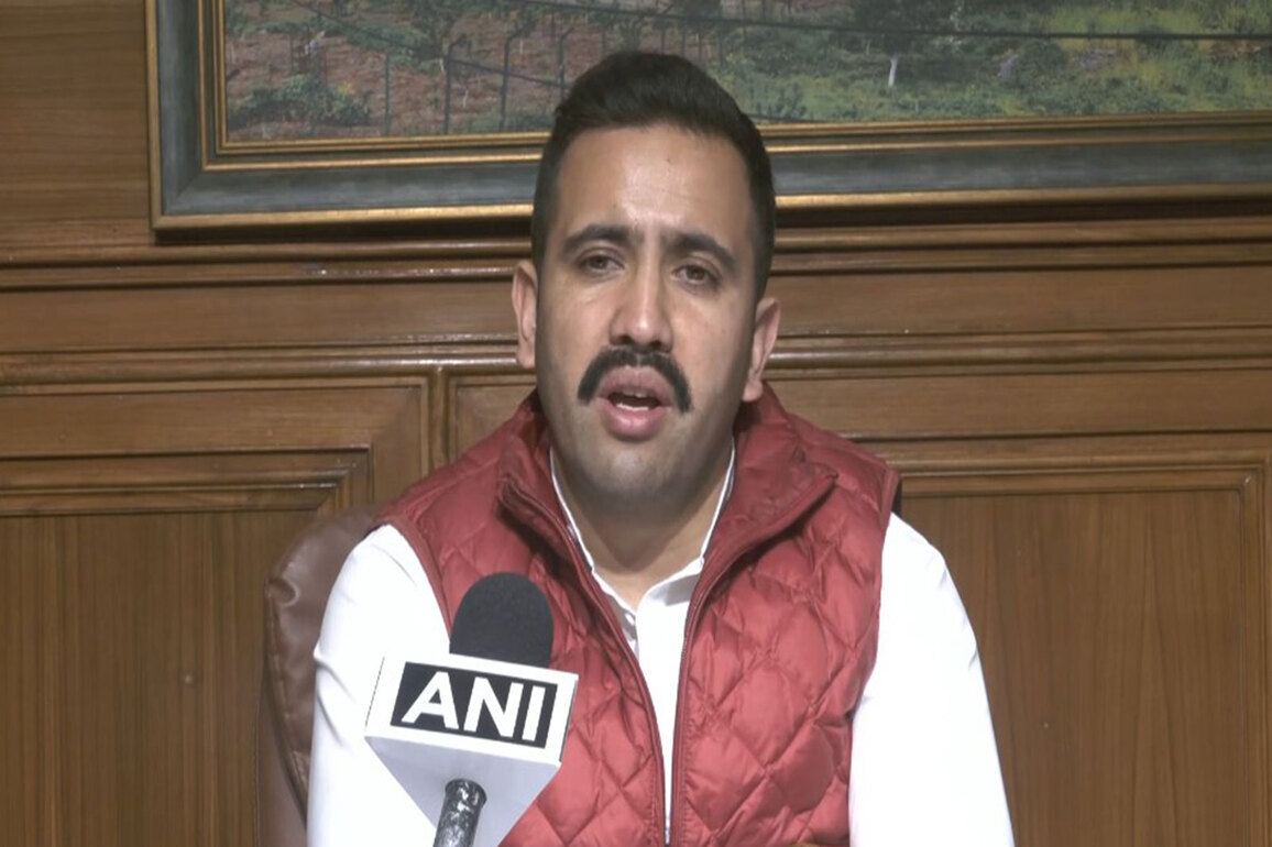 Himachal Pradesh: Vikramaditya Singh meets newly elected Panchayati Raj Institution representatives, urges development