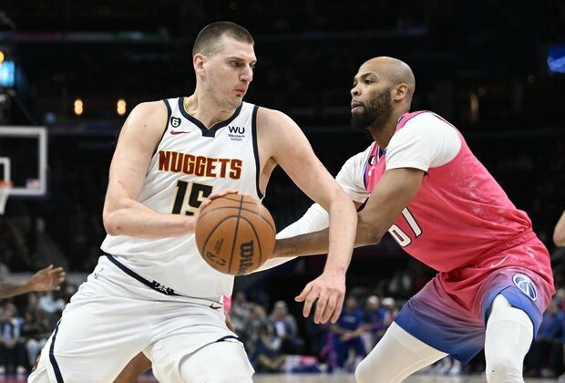 Nuggets hold off Wizards to earn winning record on road trip