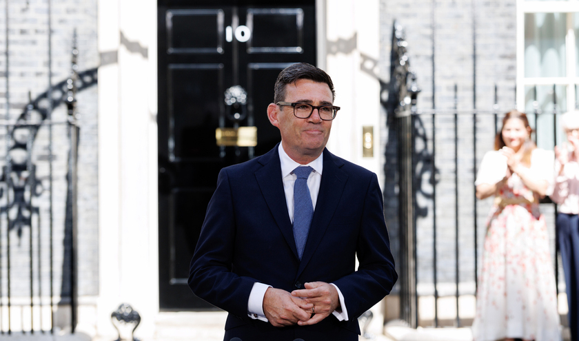 Burnham at No10  © Number 10