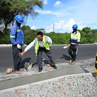 MOZAMBIQUE-CHINA-BACKED ROAD PROJECT