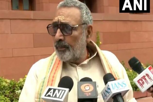 "Unfortunate that LoP...." Union Minister Giriraj Singh slams Rahul Gandhi over his remarks