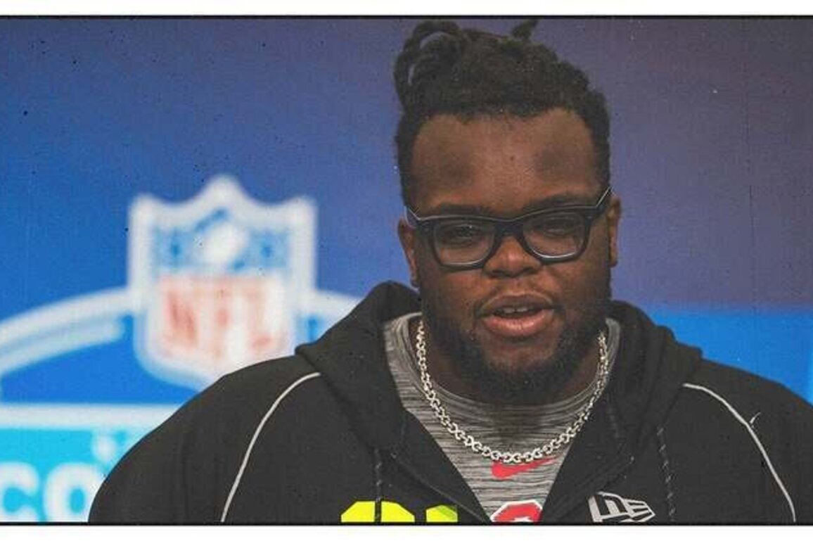 Defensive Line Prospects Take Center Stage on Day 2 of NFL Combine