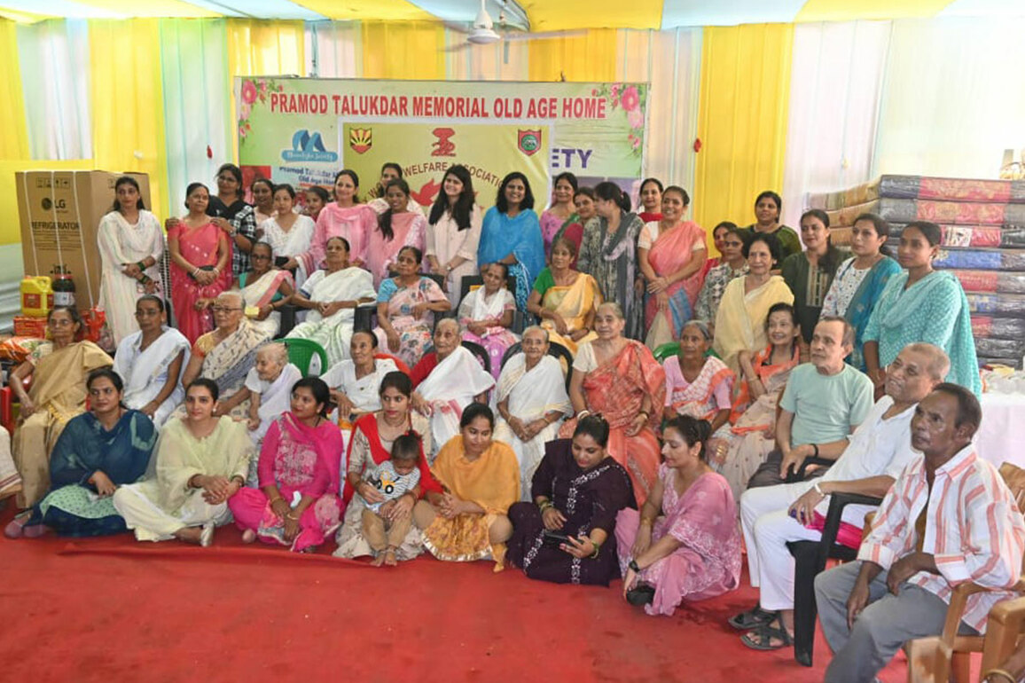 Guwahati: Army Wives Welfare Association outreach to Pramod Talukdar Memorial old-age home