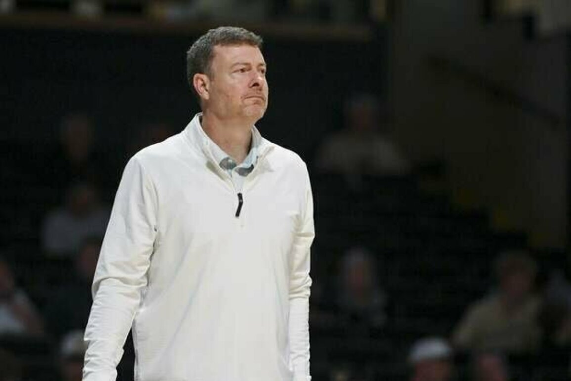 Vanderbilt's balanced scoring prevails at UCF