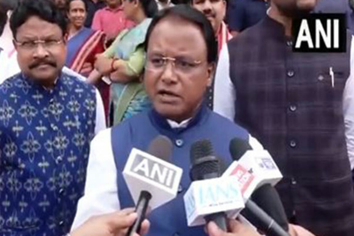Odisha CM Majhi hands over 1,294 appointment letters at 'Nijukti Mela' in Bhubaneswar
