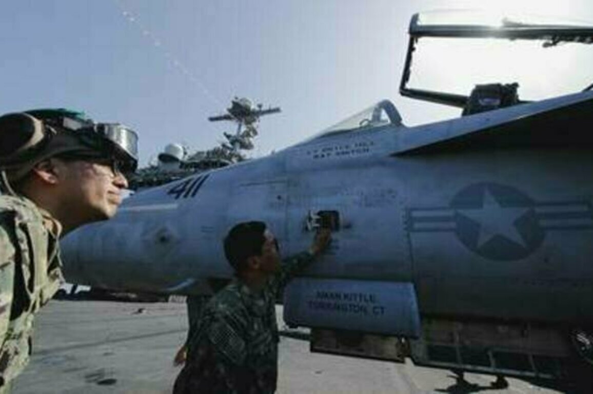 US Navy loses warplane during 'Houthi attack' - media
