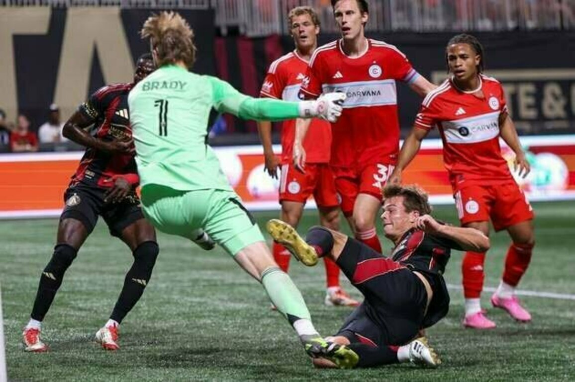 Extra-time goal helps Atlanta salvage draw vs. Chicago