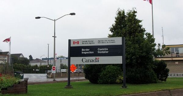 Many Americans can hold dual citizenship after change in Canadian law