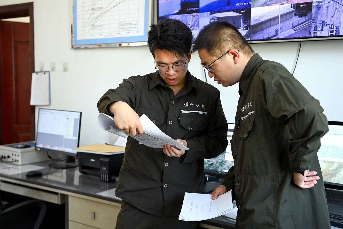 ChineseToday | Yellow River guardians at Longmen Hydrological Station