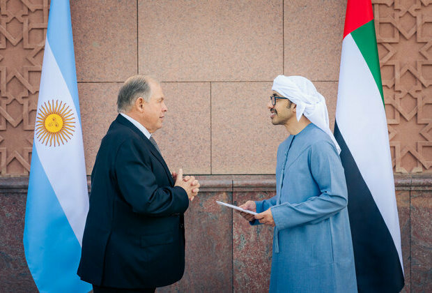 UAE President receives message from President of Argentine