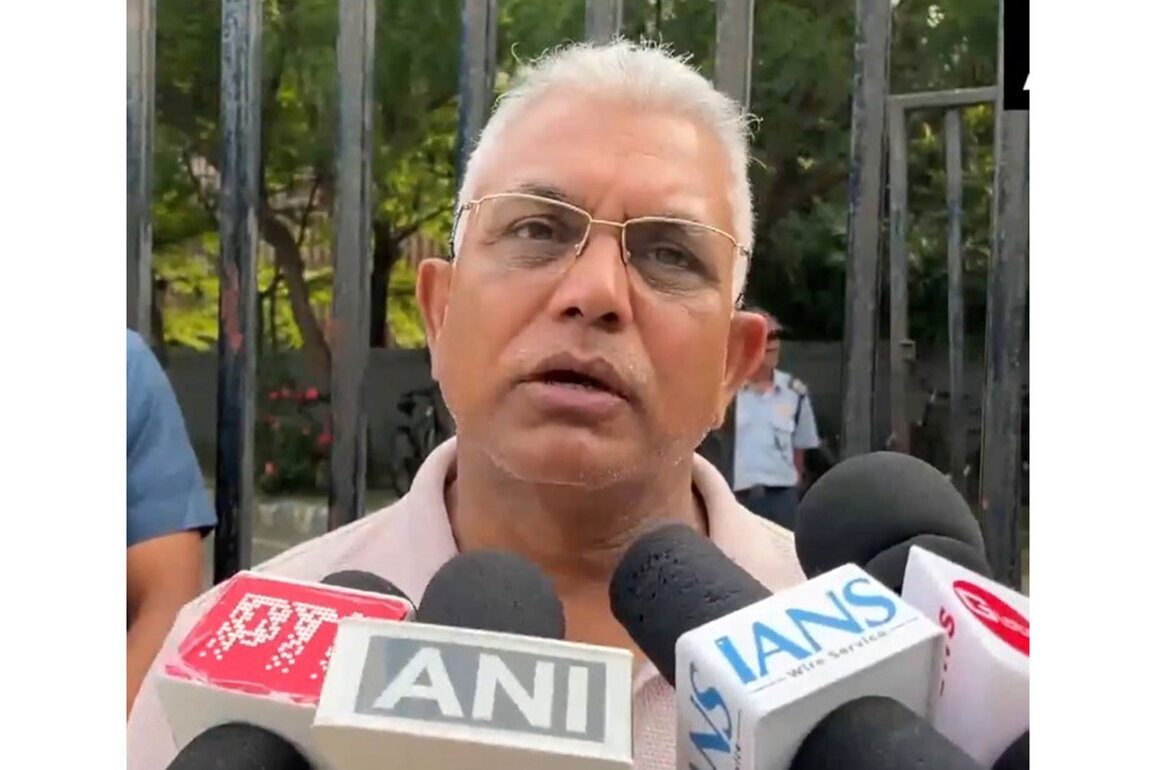 "Why should Bangladeshis stay here?": Dilip Ghosh backs 'delete, detect, deport' policy in West Bengal