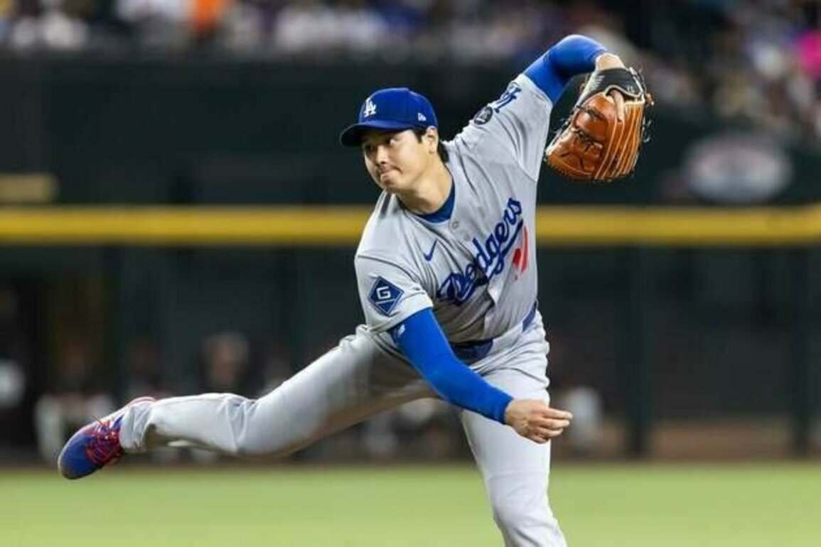 Diamondbacks rally past Dodgers in 9th to remain in playoff hunt
