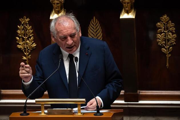 What's behind latest shift of France's government?