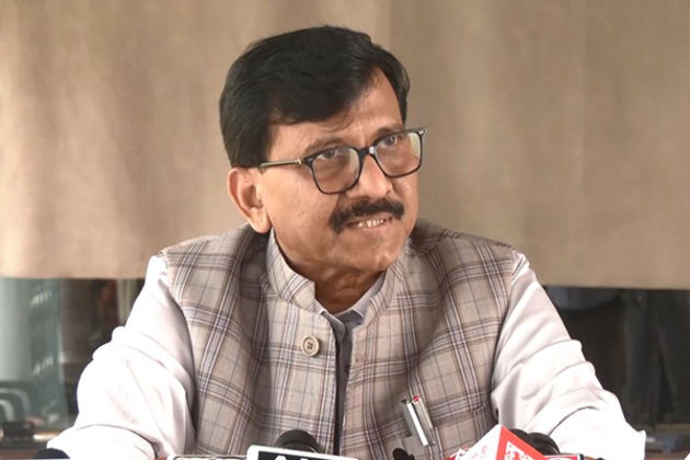 Hopefully Maharashtra govt will bring in maximum funds...it is in financial crisis: Sanjay Raut
