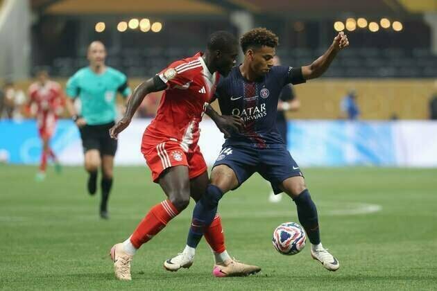 Paris Saint-Germain shut down Bayern Munich, reach CWC semis