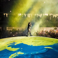 Kanye West draws record crowd in Trkiye despite EU cancellations