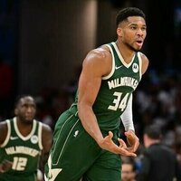Knicks visit Giannis Antetokounmpo, Bucks in battle of East contenders