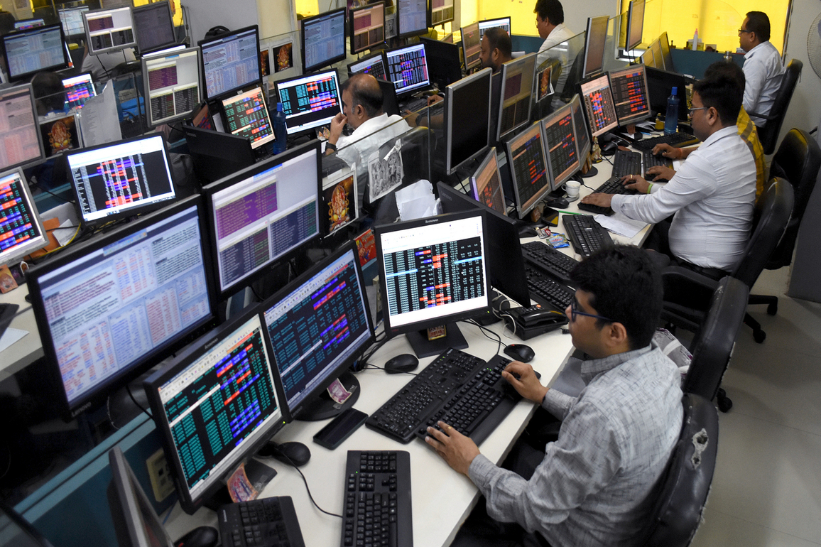 FPIs remain net sellers for 3rd straight month, offload Rs 32,963 cr worth equities in May: NSDL data