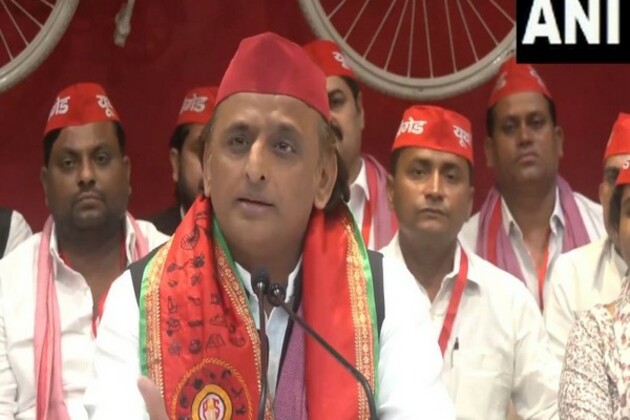 SP Chief Akhilesh Yadav accuses UP government of 'increased political interference' in education