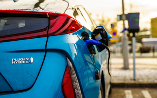 CCC warns changes to ZEV Mandate 'underestimate' emissions from plug-in hybrid cars