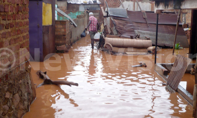 Saturday morning rains devastate Entebbe Road residents Saturday morning rains devastate Entebbe Road residents
